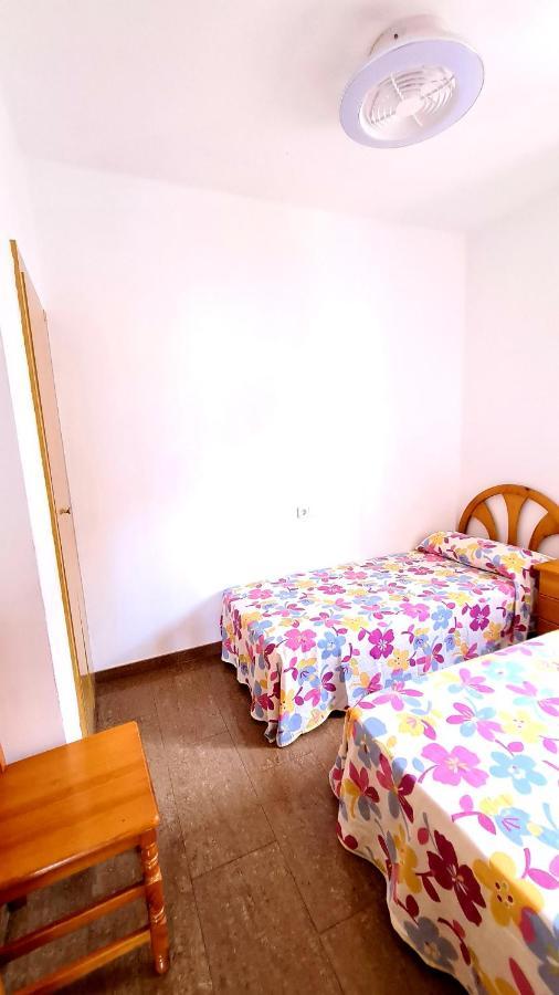 Bonanza - 40 Metros De La Playa! Apartman Gandía Kültér fotó