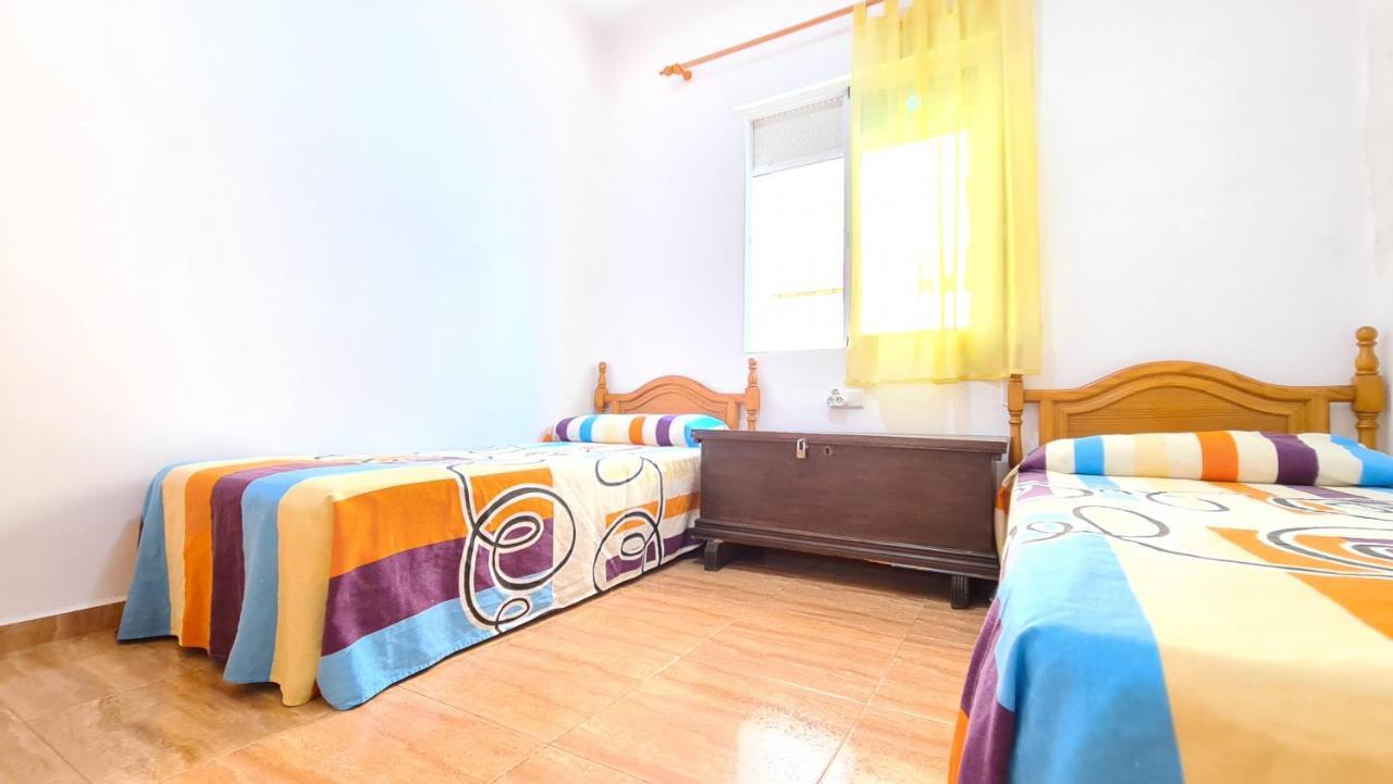 Bonanza - 40 Metros De La Playa! Apartman Gandía Kültér fotó