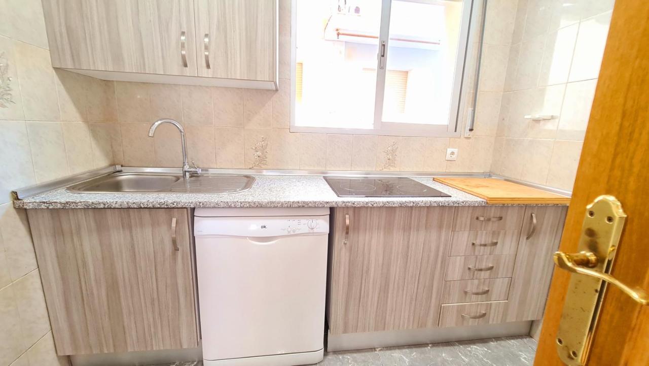 Bonanza - 40 Metros De La Playa! Apartman Gandía Kültér fotó