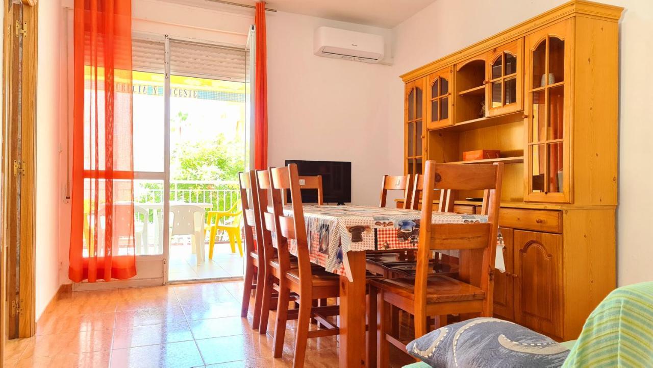 Bonanza - 40 Metros De La Playa! Apartman Gandía Kültér fotó